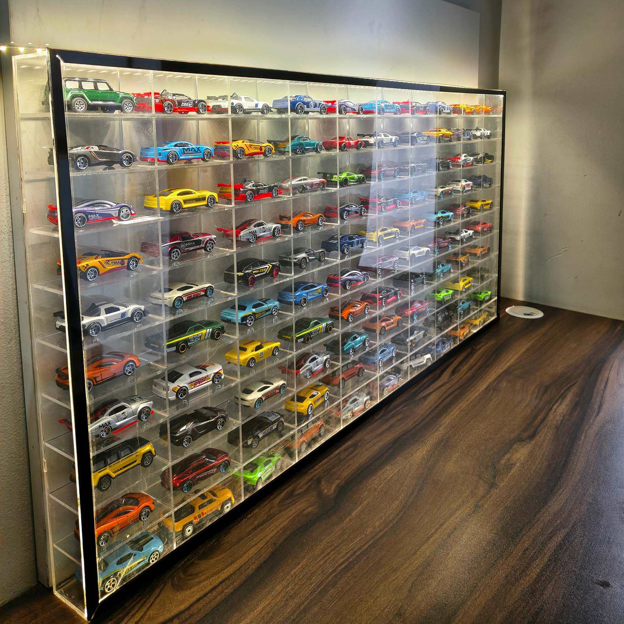 100-Car Hot Wheels Display Case